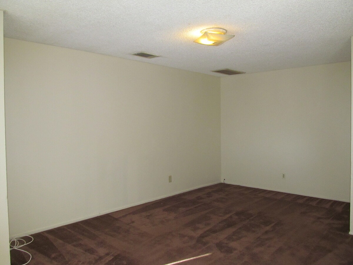Photo - 24745 Webster Ave Apartment Unit C