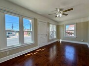 Photo - 3320 Redwood St