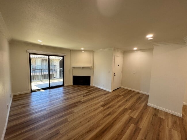 Photo - Beautifully Updated 2 Bed, 2 Bath Condo in... Unit 16