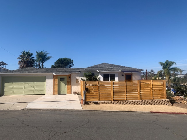 Photo - 4180 Blackton Dr House