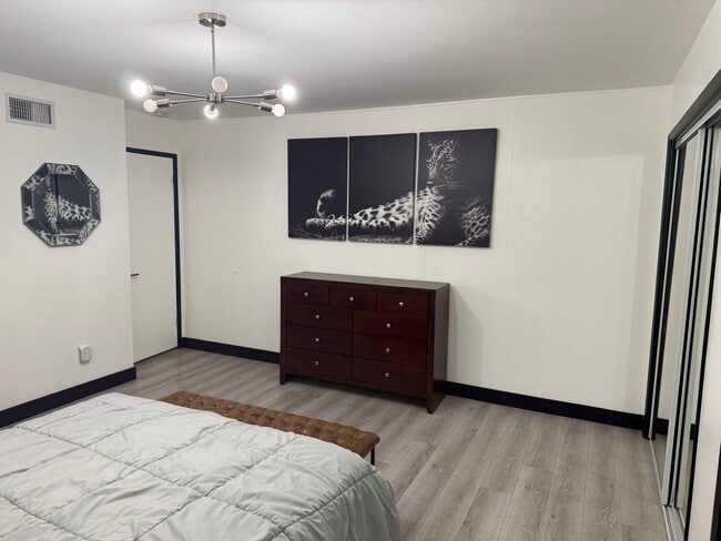 Photo - 1943 Arriba Dr