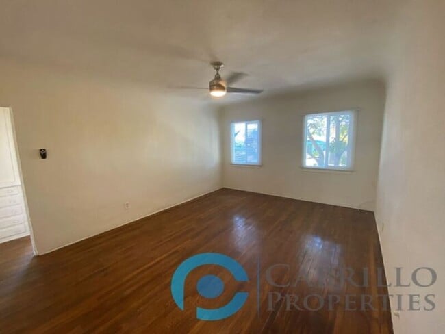 Photo - 3005 1/2 30th Street