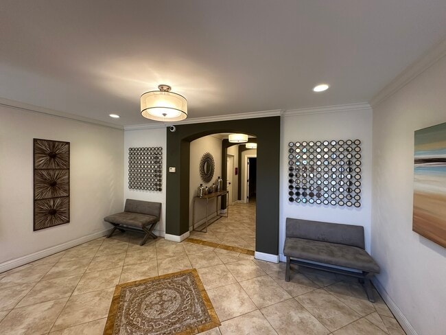 Photo - 7411 Herschel Ave