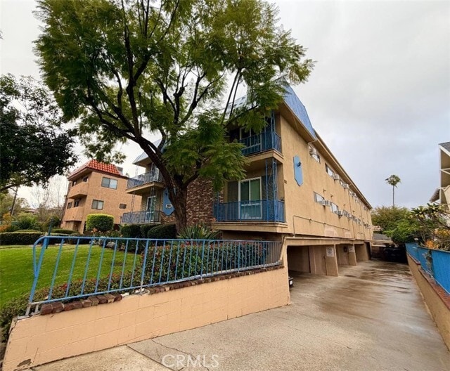 Photo - 703 E California Blvd Unit 2