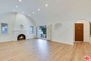 Photo - 344 S Swall Dr