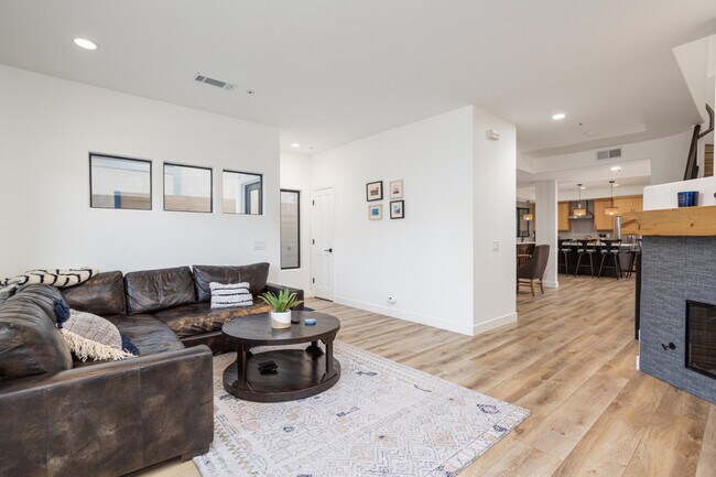 Photo - 162 Avenida Florencia Unit A