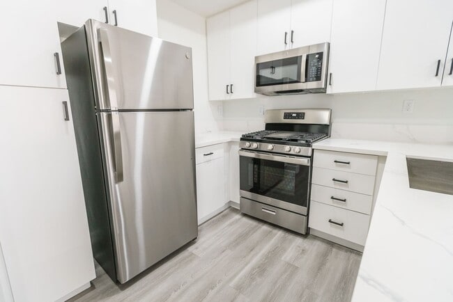 Photo - 2820 Sawtelle Blvd