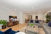 Photo - 1539 Greenfield Ave Unit 202
