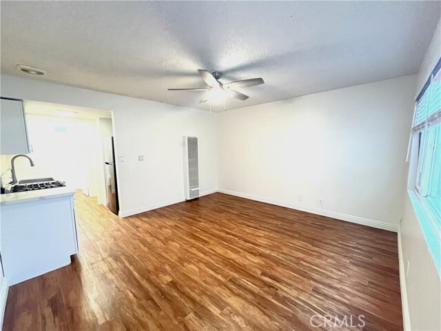 Photo - 12926 Doty Ave Unit 10