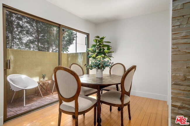 Photo - 11959 Dorothy St Unit 2b