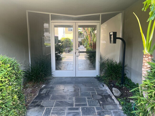 Photo - Addison Apartments