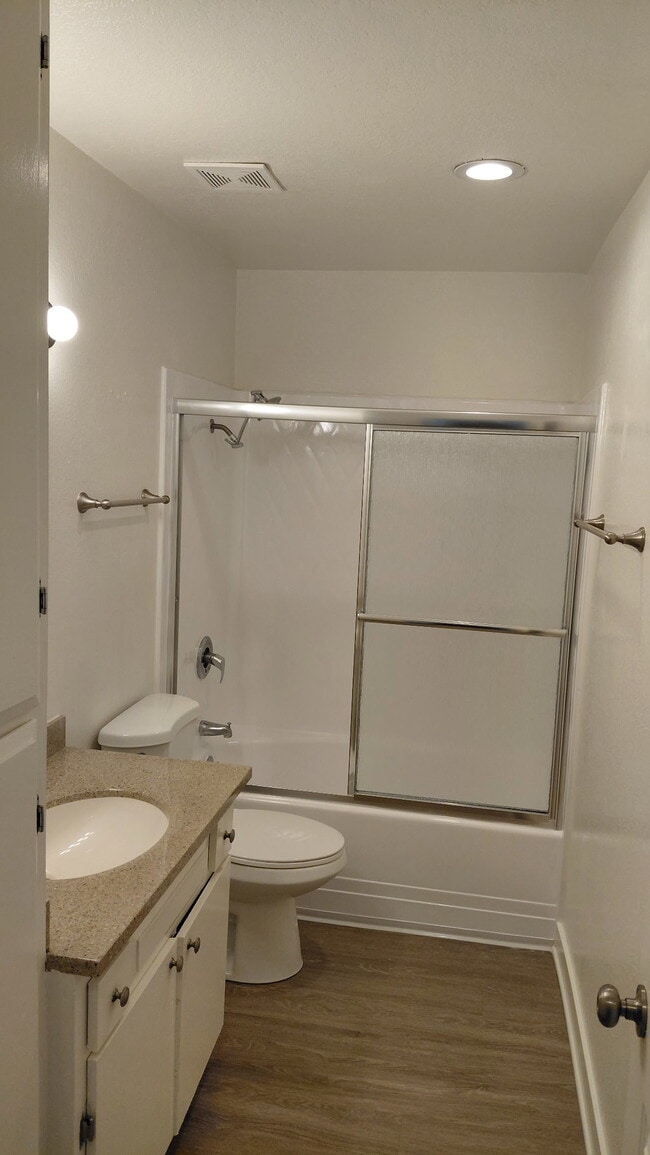 Photo - New York Apartments