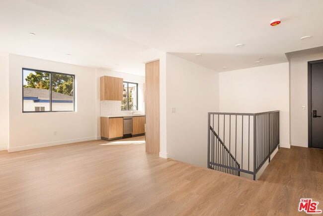 Photo - 2361 Fox Hills Dr Unit 203