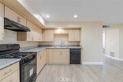 Photo - 1466 Tamarind Ave Unit 101