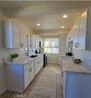 Photo - 554 W 92nd St