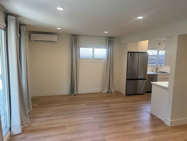 Photo - 124 Rees St Unit 124