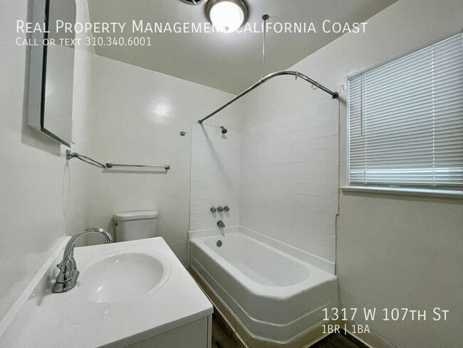 Photo - 1317 W 107th St