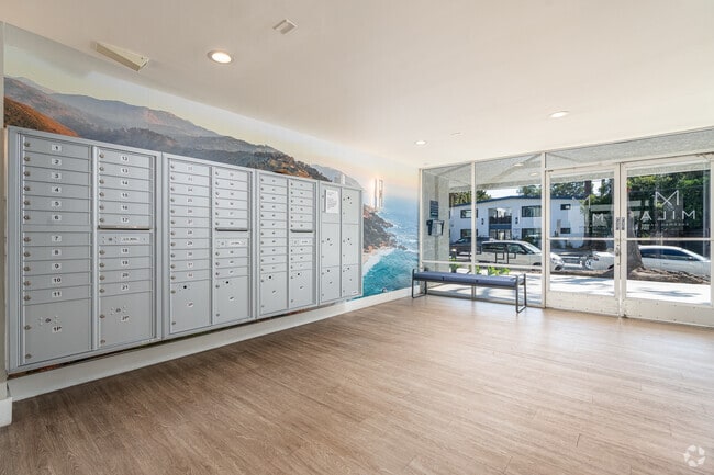 Lobby - Mila Sherman Oaks