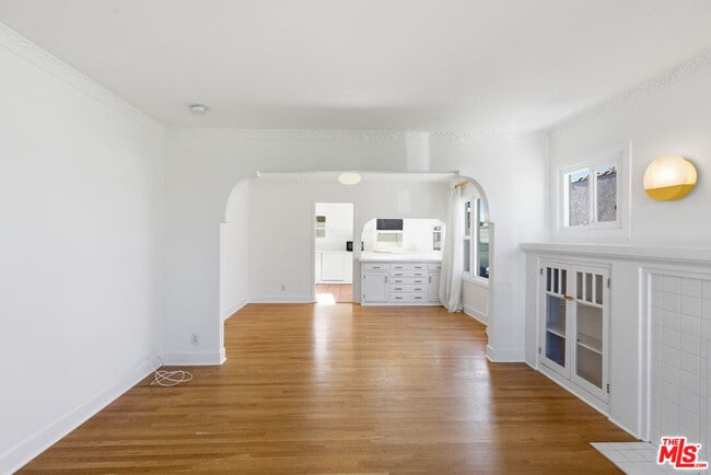 Photo - 6743 Arlington Ave