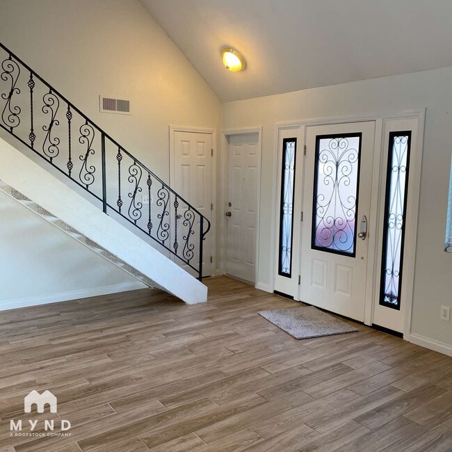 Photo - 8239 Water View Ct