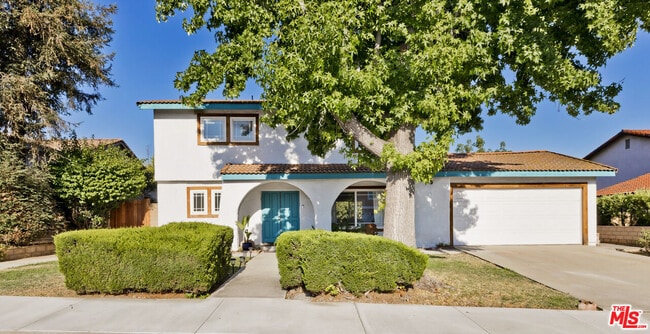 Building Photo - 628 Royalview St