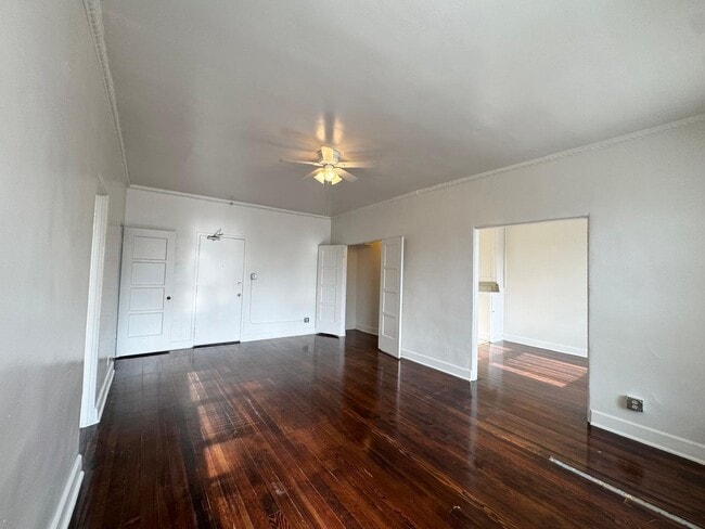 Photo - 901 S Kingsley Dr Unit 307