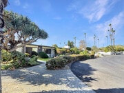 Photo - 61 Redwood Ave