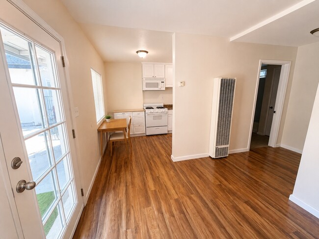 Photo - 519 Elm Ave