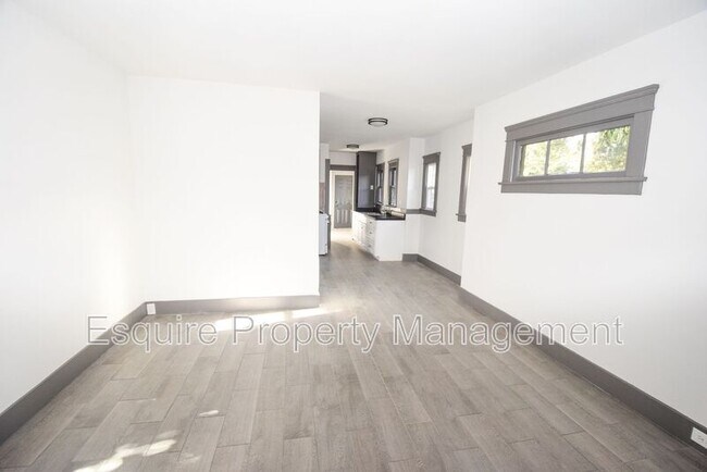 Photo - 407 Ojai Rd Unit 2