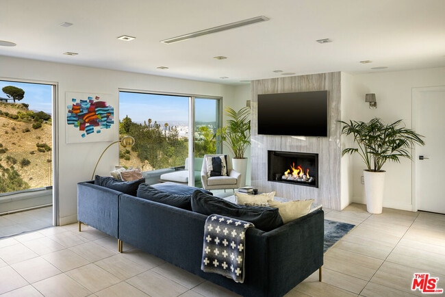 Photo - 8540 Hillside Ave