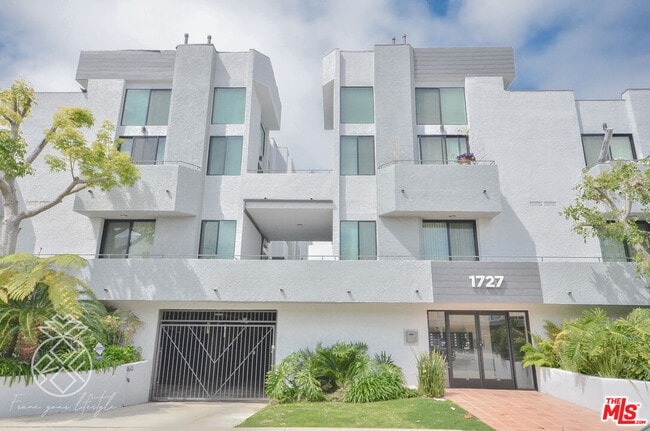 Photo - 1727 Glendon Ave Condo Unit 106