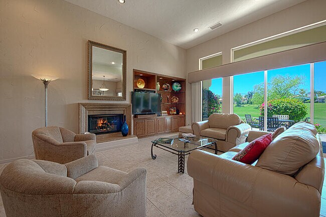 Photo - 379 Tomahawk Dr