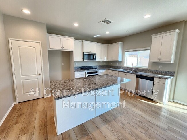 Photo - 84649 Merus Ave