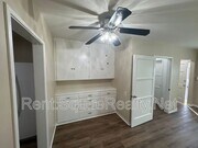 Photo - 901 N San Gabriel Ave Unit 5