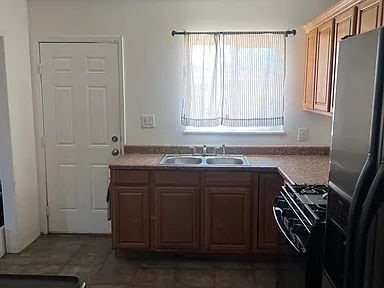 Photo - Don't miss out on this beautiful and spaci...