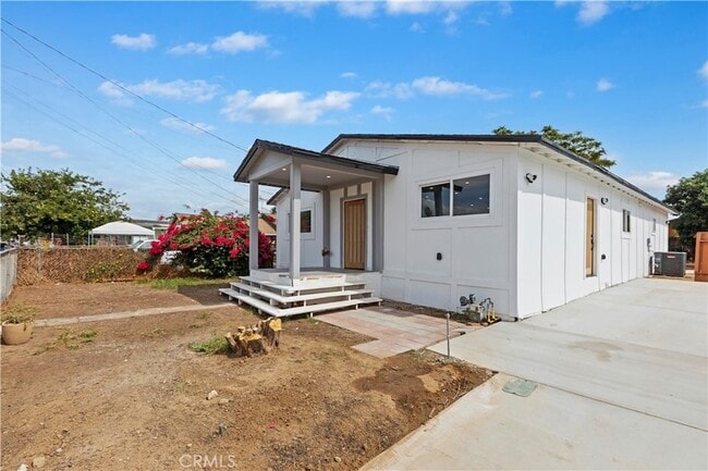 Building Photo - 7830 Casa Blanca St