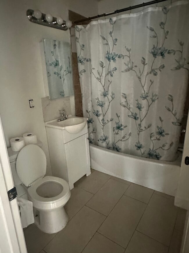 Photo - 17934 Fairfax St