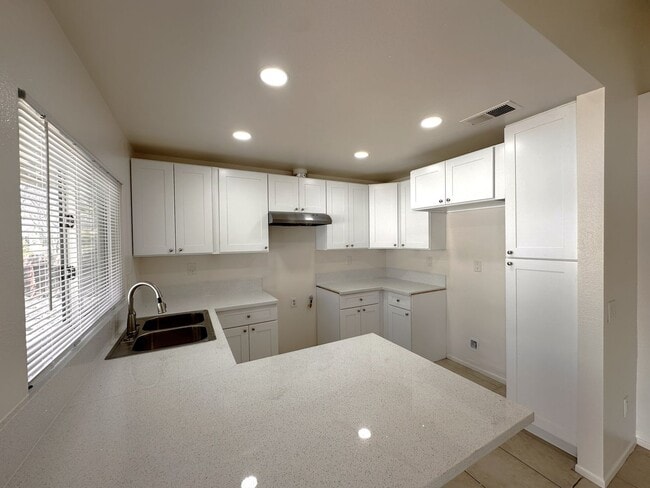 Photo - 2bd/2ba Home - Village Lakes Community