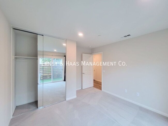 Photo - 14414 Strawberry Ln Unit #4