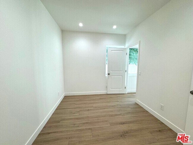 Photo - 1955 Bonsallo Ave Unit 3/4