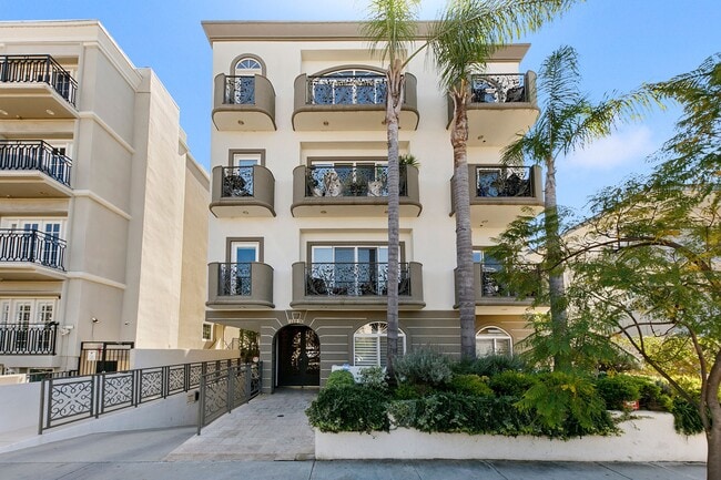 Photo - 11840 Dorothy St