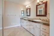 Photo - 1750 Burgundy Rd House