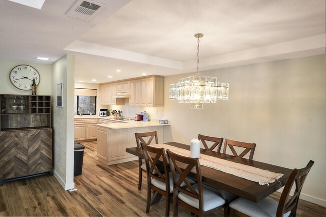 Photo - 84 Presidio Pl