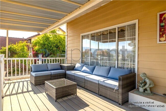 Photo - 22136 Woodcreek Ln