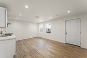 Photo - 701 1/4 N Avenue 50 Townhome