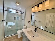 Photo - 6816 Hyde Park Dr