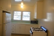Kitchen - 605 N Holliston Ave Apartment Unit 605