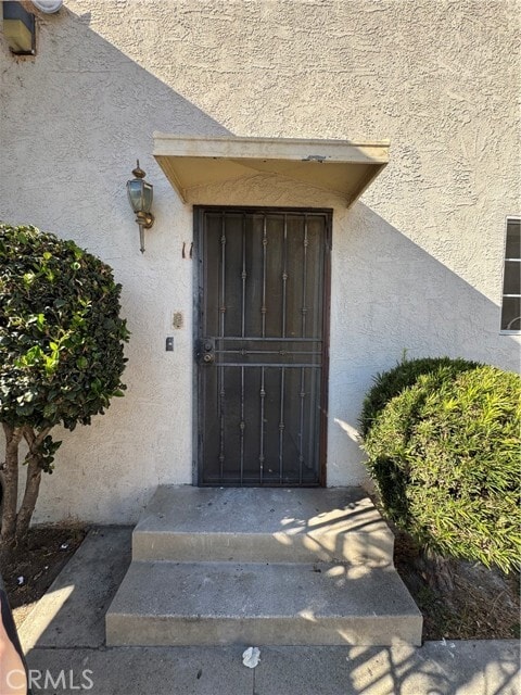 Building Photo - 921 Carob Way