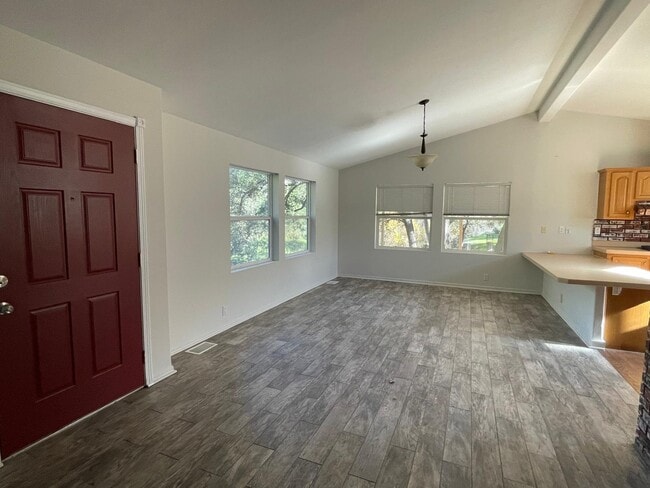 Photo - 148 Sherwood Dr