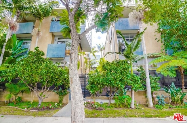 Photo - 11960 Iowa Ave Unit 10